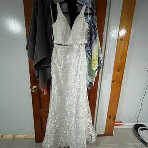 Elegant White Lace Dress or/and lehenga